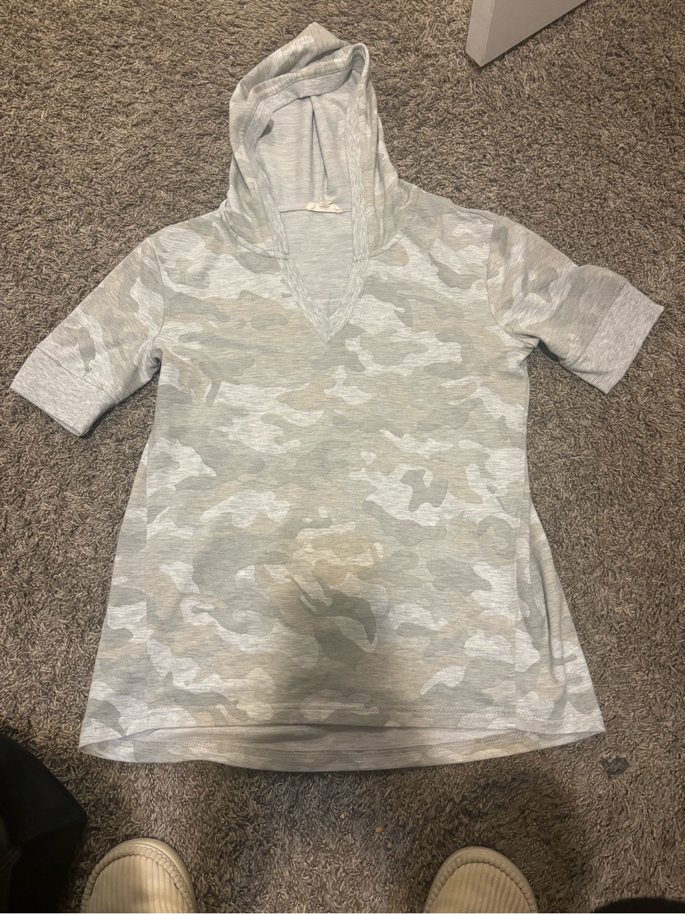 Jane and Delancey Light Gray Camo Short Sleeve Hooded Tee